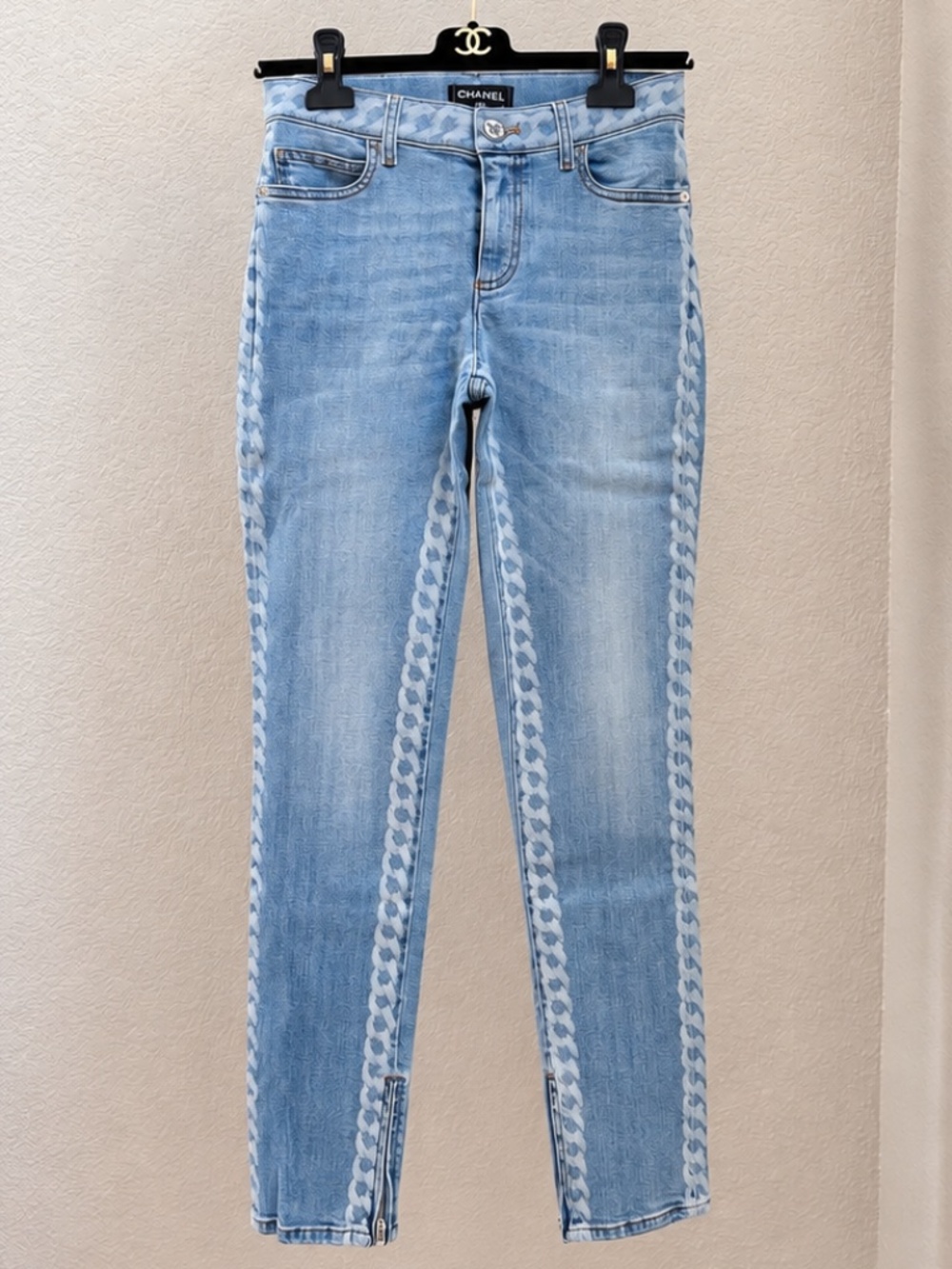 CHANEL Chain Print Skinny Jeans